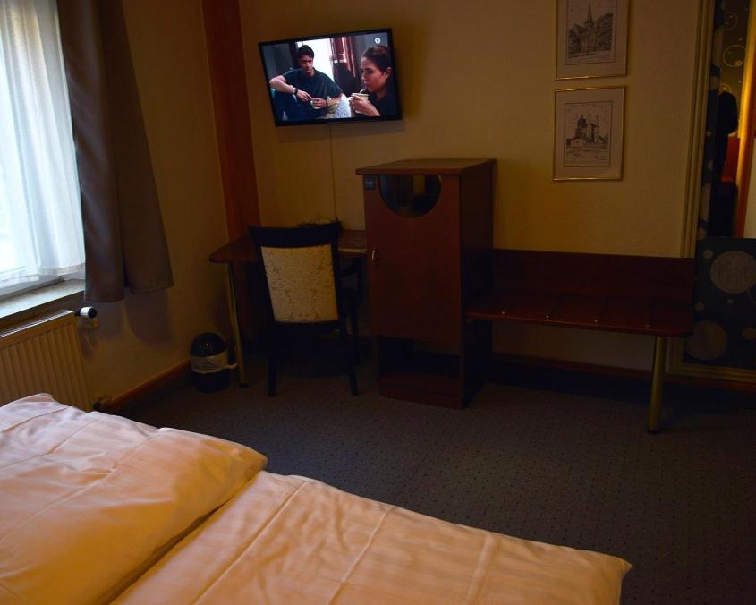 Hotel-Nachtwaechter Унна Экстерьер фото