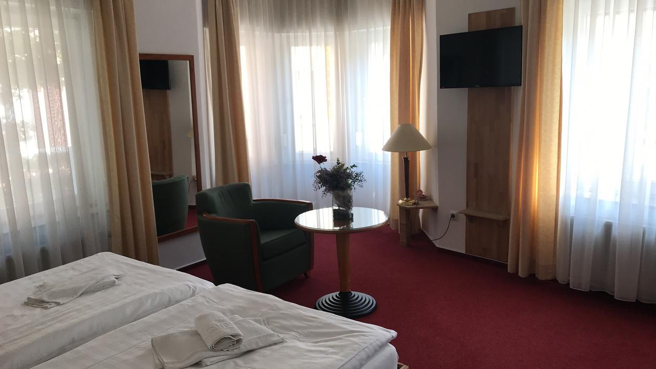 Hotel-Nachtwaechter Унна Экстерьер фото